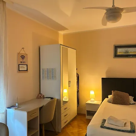 Rosie's Charmy In The Hearth Of Apartament *
