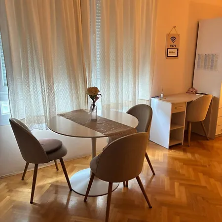 Rosie's Charmy In The Hearth Of *